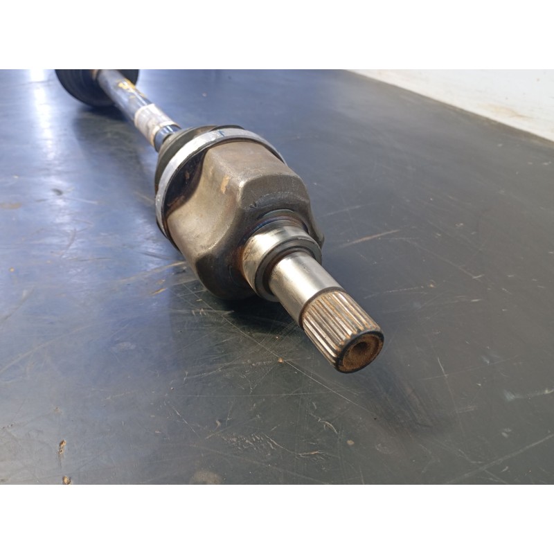 Recambio de transmision delantera izquierda para citroën c4 iii seduction referencia OEM IAM 9824878280  