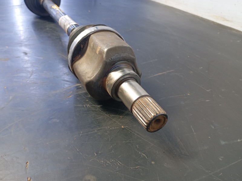 Recambio de transmision delantera izquierda para citroën c4 iii seduction referencia OEM IAM 9824878280  