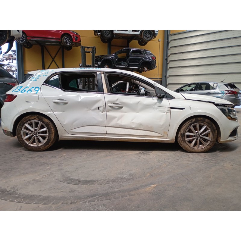 renault megane iv hatchback (b9a/m/n_) del año 2017