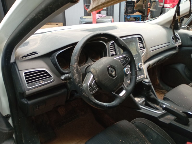 renault megane iv hatchback (b9a/m/n_) del año 2017