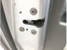 CERRADURA PUERTA TRASERA IZQUIERDA 