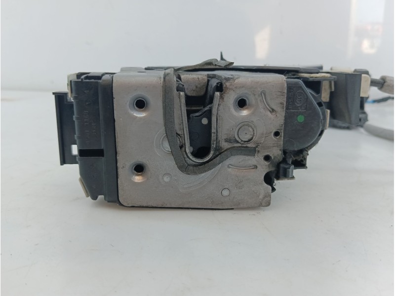 Recambio de cerradura puerta trasera izquierda para mercedes-benz clase c (w204) familiar 220 t cdi (204.208) referencia OEM IAM