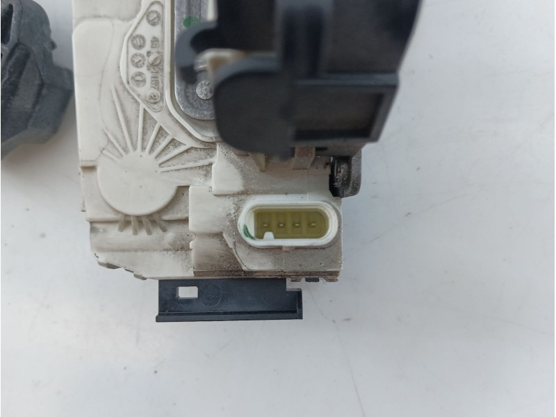 Recambio de cerradura puerta trasera izquierda para mercedes-benz clase c (w204) familiar 220 t cdi (204.208) referencia OEM IAM