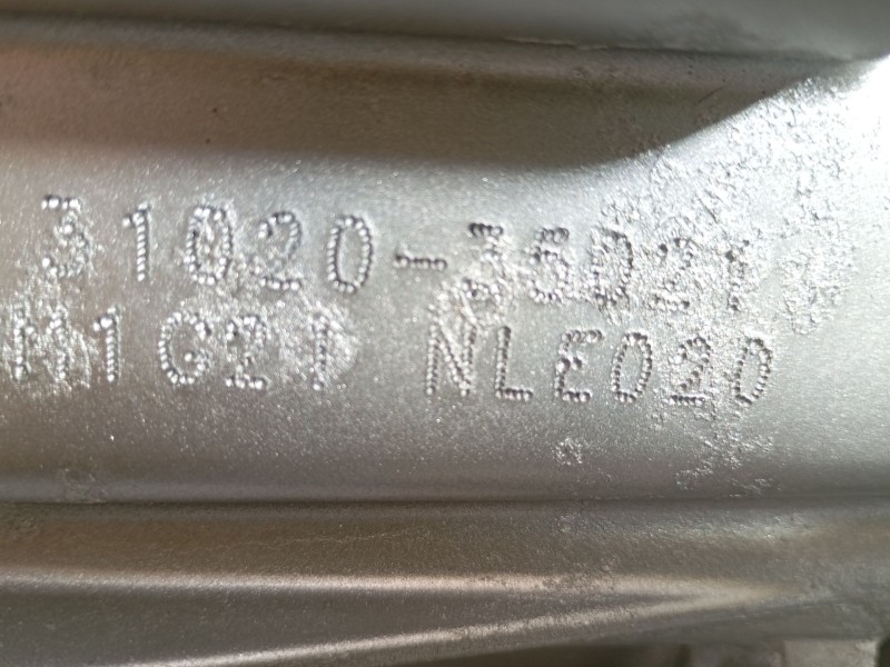 Recambio de caja cambios para ssangyong tivoli crystal referencia OEM IAM 3102035021  