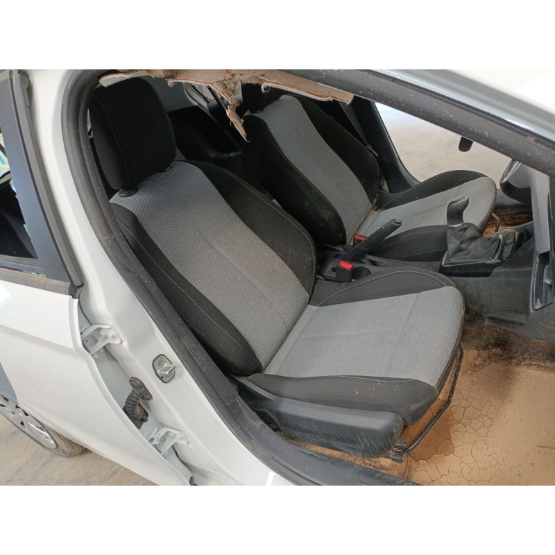 opel corsa f (p2jo) del año 2024