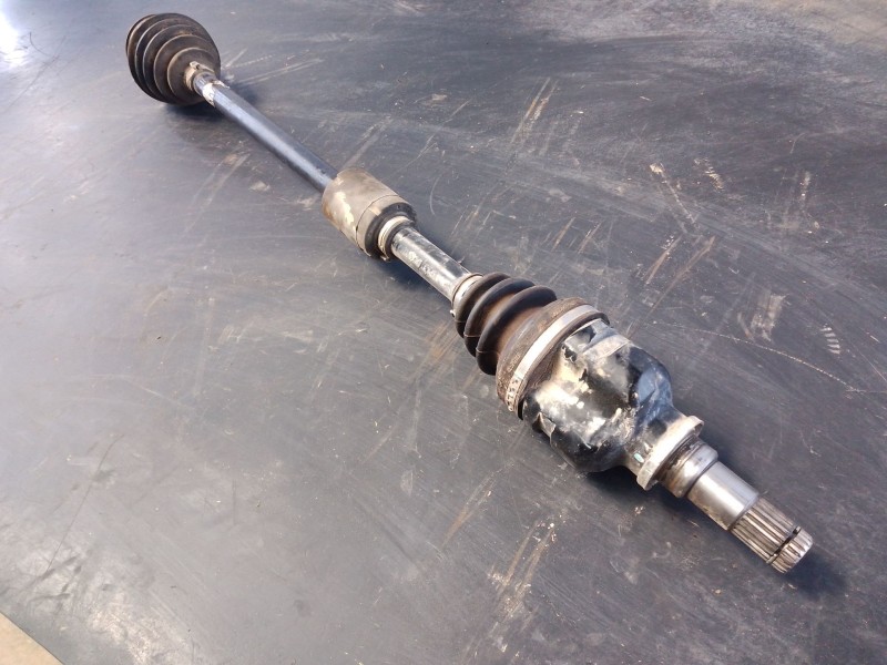 Recambio de transmision delantera derecha para toyota yaris (_p13_) 1.5 hybrid (nhp130_) referencia OEM IAM   