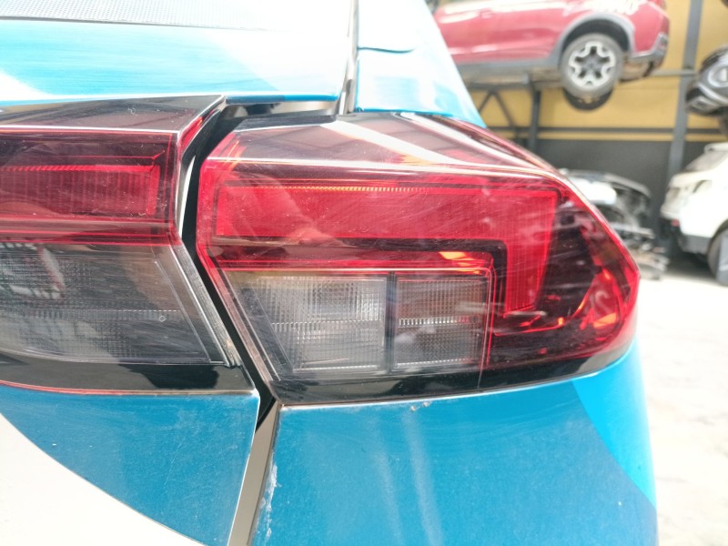 Recambio de piloto trasero derecho para opel corsa f (p2jo) 1.2 (68) referencia OEM IAM   