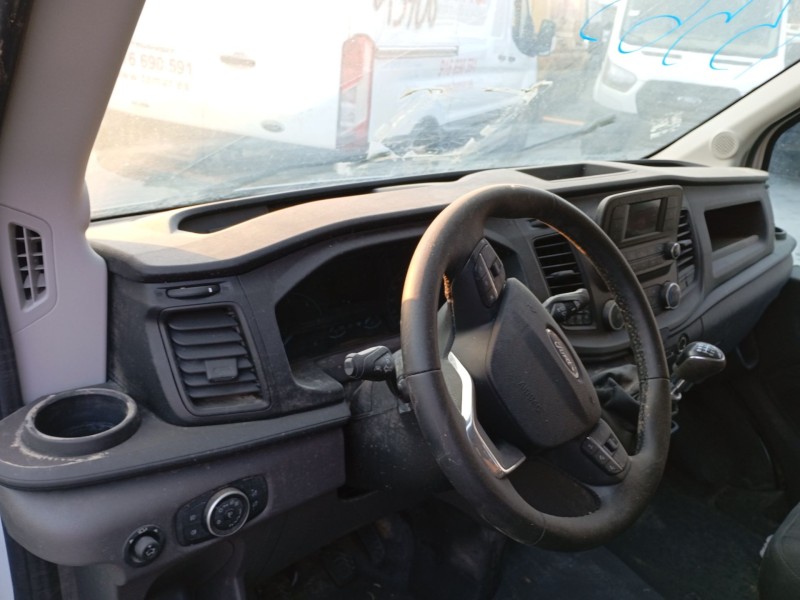 ford transit v363 furgoneta (fcd, fdd) del año 2023