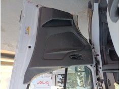 GUARNECIDO PUERTA DELANTERA DERECHA 