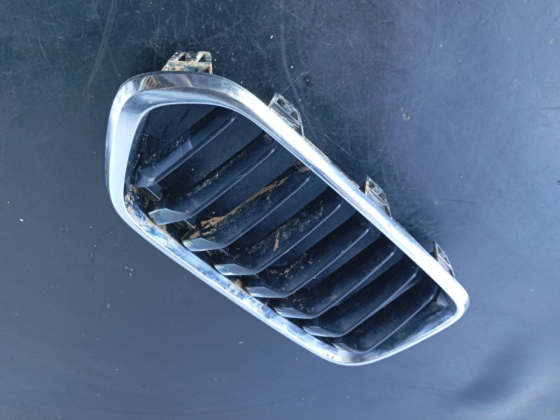 Recambio de rejilla delantera para bmw x2 (f39) sdrive 20 d referencia OEM IAM   