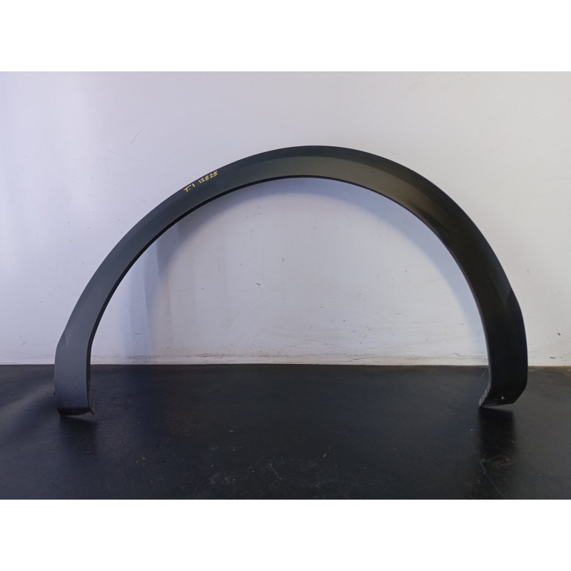 Recambio de aletin trasero izquierdo para citroën c4 iii seduction referencia OEM IAM   