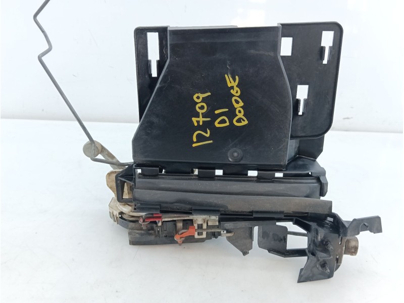 Recambio de cerradura puerta delantera izquierda para dodge nitro se referencia OEM IAM 1001870A006  