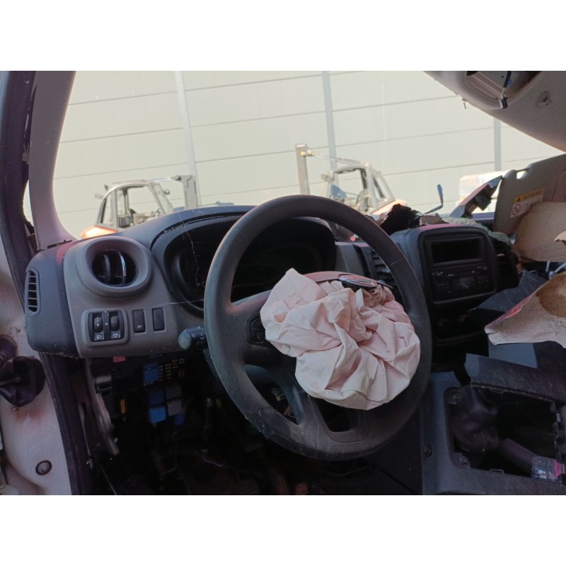 nissan nv300 furgoneta (x82) del año 2020