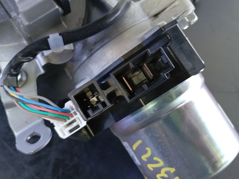 Recambio de columna direccion para mazda 3 hatchback (bp) 2.0 skyactiv-g m hybrid referencia OEM IAM B1S86788Z Q003TF6871ZY 