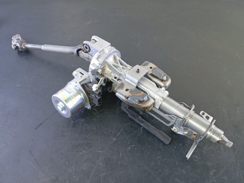 Recambio de columna direccion para mazda 3 hatchback (bp) 2.0 skyactiv-g m hybrid referencia OEM IAM B1S86788Z Q003TF6871ZY 