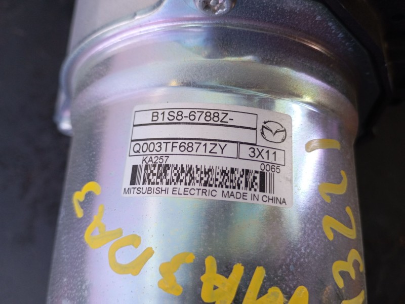 Recambio de columna direccion para mazda 3 hatchback (bp) 2.0 skyactiv-g m hybrid referencia OEM IAM B1S86788Z Q003TF6871ZY 