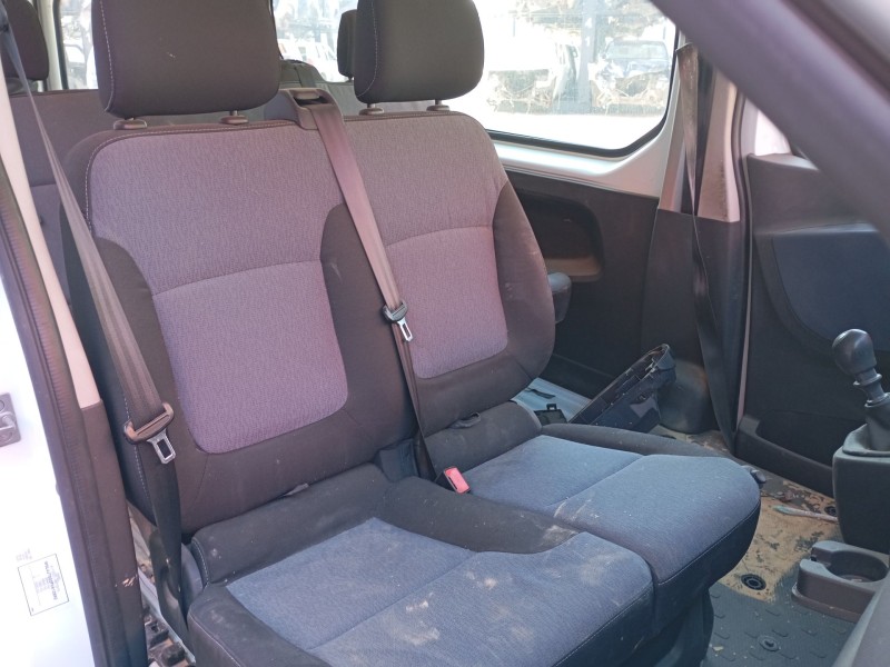 opel vivaro b autobús (x82) del año 2015