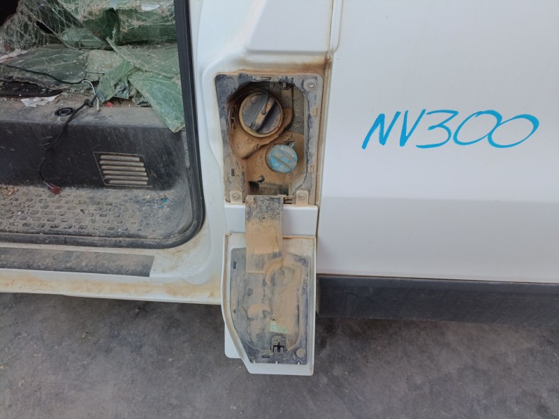 Recambio de tapa exterior combustible para nissan nv300 furgoneta (x82) 1.6 dci 120 referencia OEM IAM   