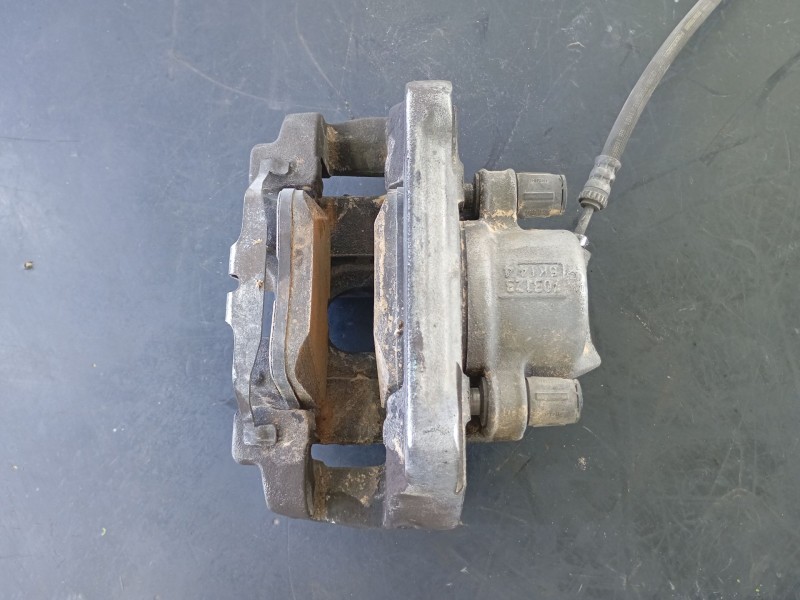 Recambio de pinza freno delantera derecha para bmw x4 (f26) xdrive 20 d referencia OEM IAM 703123  