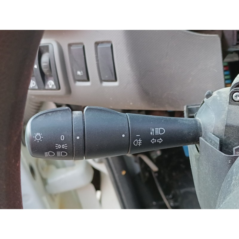 Recambio de mando intermitentes para nissan nv300 furgoneta (x82) 1.6 dci 120 referencia OEM IAM   