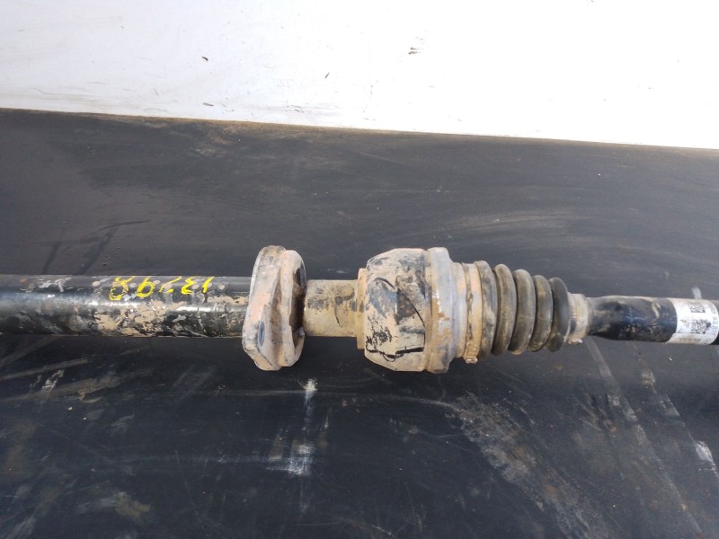 Recambio de transmision delantera derecha para mercedes-benz clase a (w176) a 180 (176.042) referencia OEM IAM A2463302401  