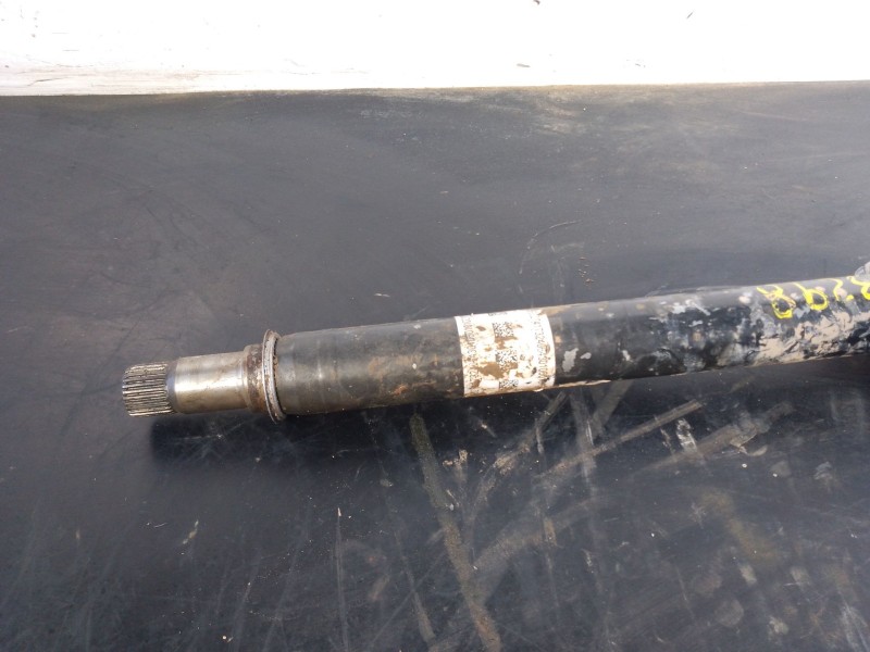 Recambio de transmision delantera derecha para mercedes-benz clase a (w176) a 180 (176.042) referencia OEM IAM A2463302401  