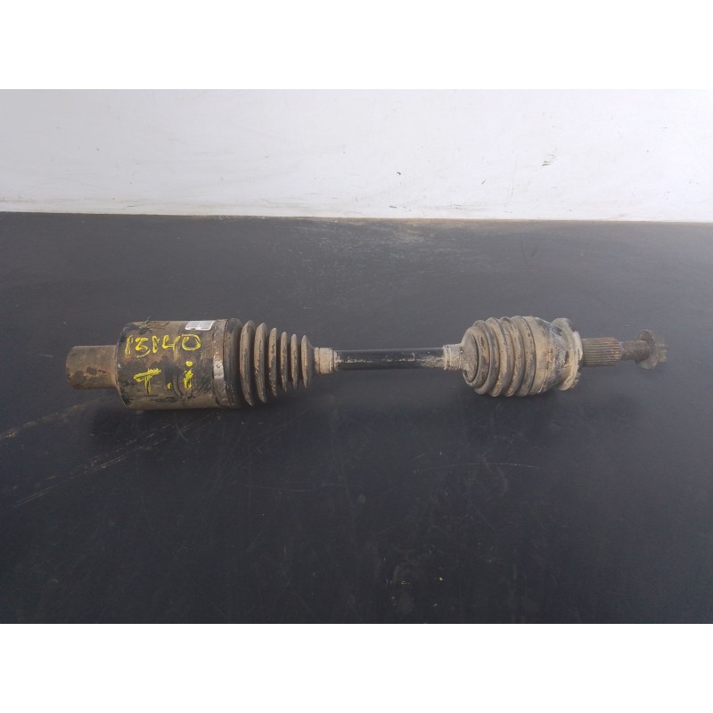 Recambio de transmision trasera izquierda para jeep cherokee (kl) 2.2 crd 4x4 referencia OEM IAM P68248718AA T4X1626T1357 