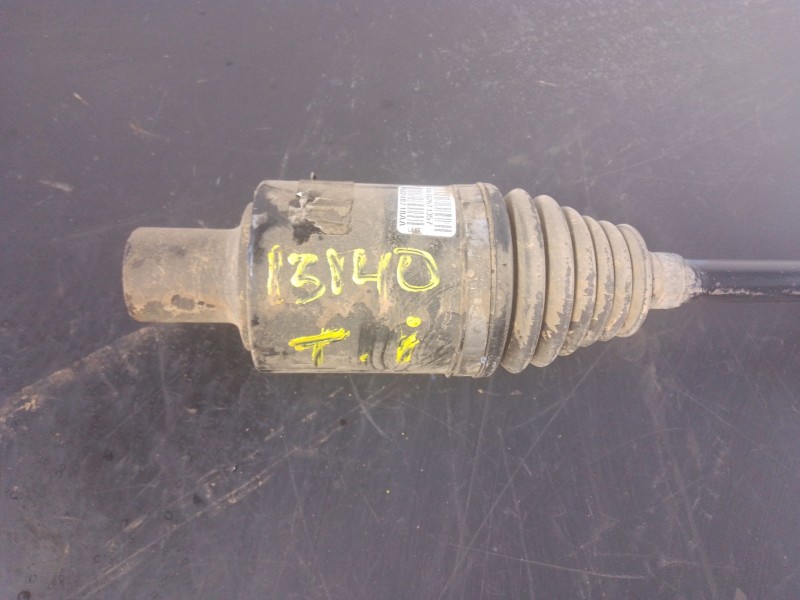 Recambio de transmision trasera izquierda para jeep cherokee (kl) 2.2 crd 4x4 referencia OEM IAM P68248718AA T4X1626T1357 