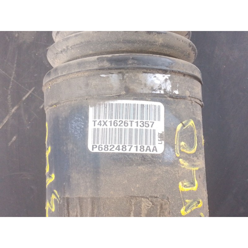 Recambio de transmision trasera izquierda para jeep cherokee (kl) 2.2 crd 4x4 referencia OEM IAM P68248718AA T4X1626T1357 