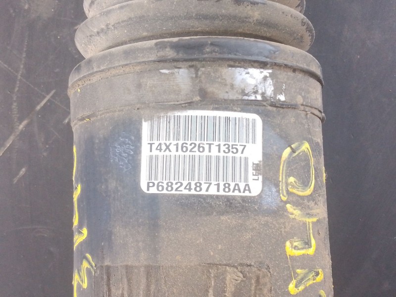 Recambio de transmision trasera izquierda para jeep cherokee (kl) 2.2 crd 4x4 referencia OEM IAM P68248718AA T4X1626T1357 