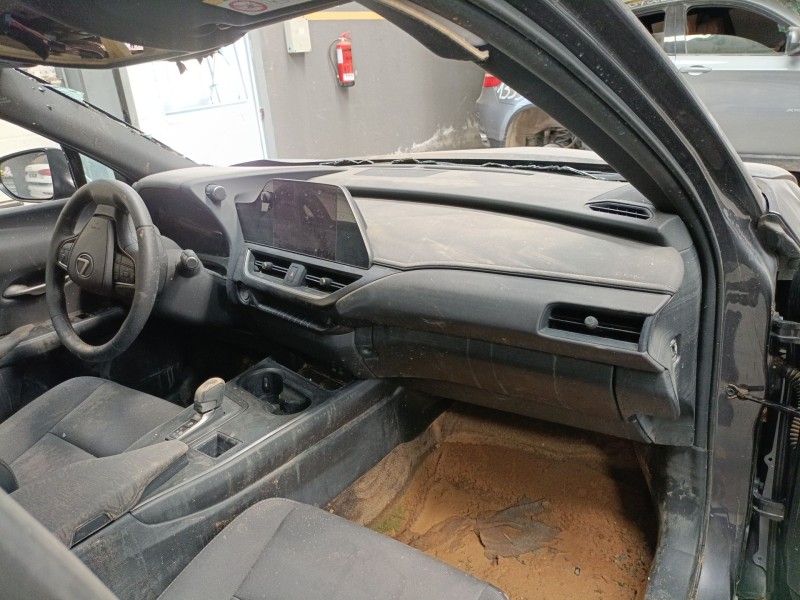 lexus ux (_aa1_,_ah1_,_ma1_) del año 2024