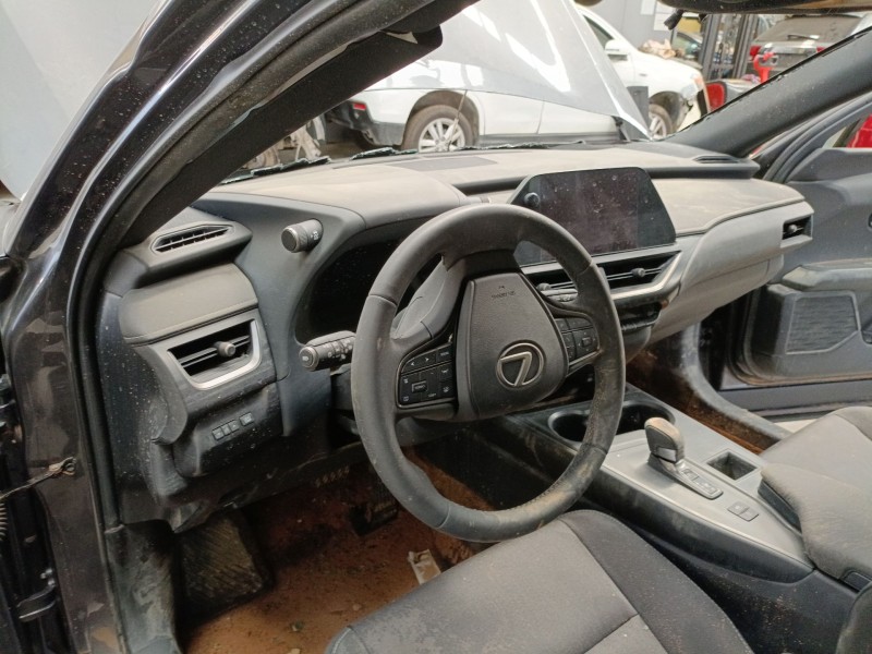 lexus ux (_aa1_,_ah1_,_ma1_) del año 2024