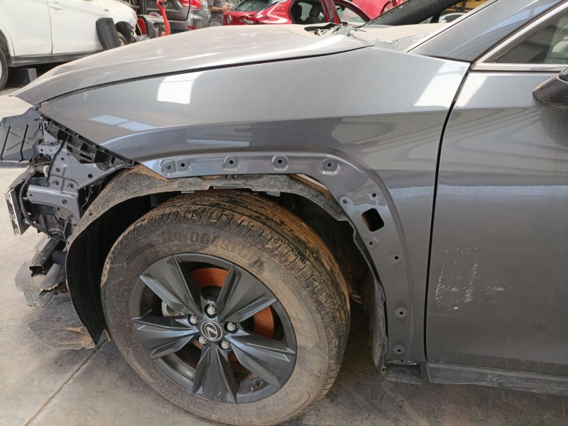 Recambio de aleta delantera izquierda para lexus ux (_aa1_,_ah1_,_ma1_) 300h (mzaa10) referencia OEM IAM   