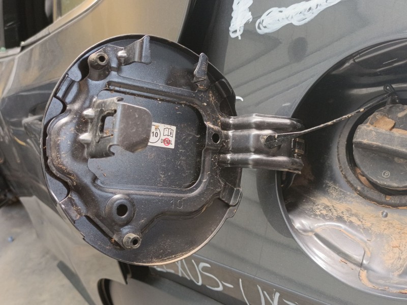 Recambio de tapa exterior combustible para lexus ux (_aa1_,_ah1_,_ma1_) 300h (mzaa10) referencia OEM IAM   