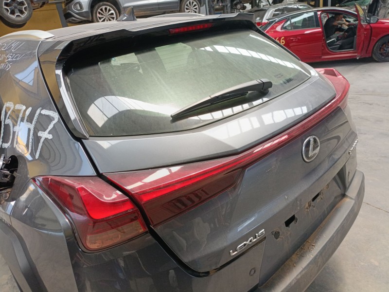Recambio de porton trasero para lexus ux (_aa1_,_ah1_,_ma1_) 300h (mzaa10) referencia OEM IAM   