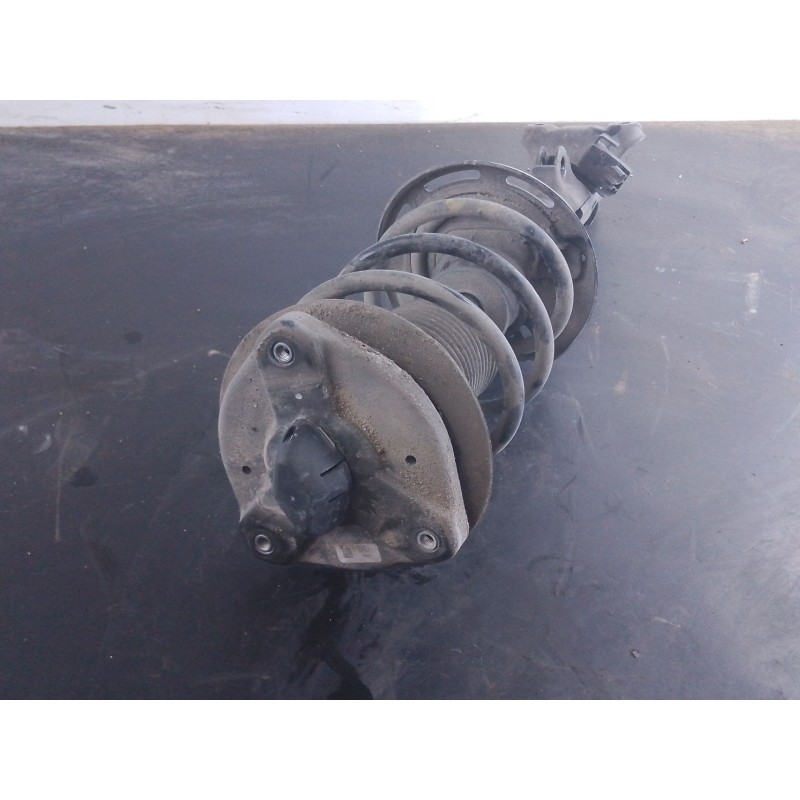 Recambio de amortiguador delantero izquierdo para mercedes-benz clase c (w204) berlina c 220 cdi (204.008) referencia OEM IAM   