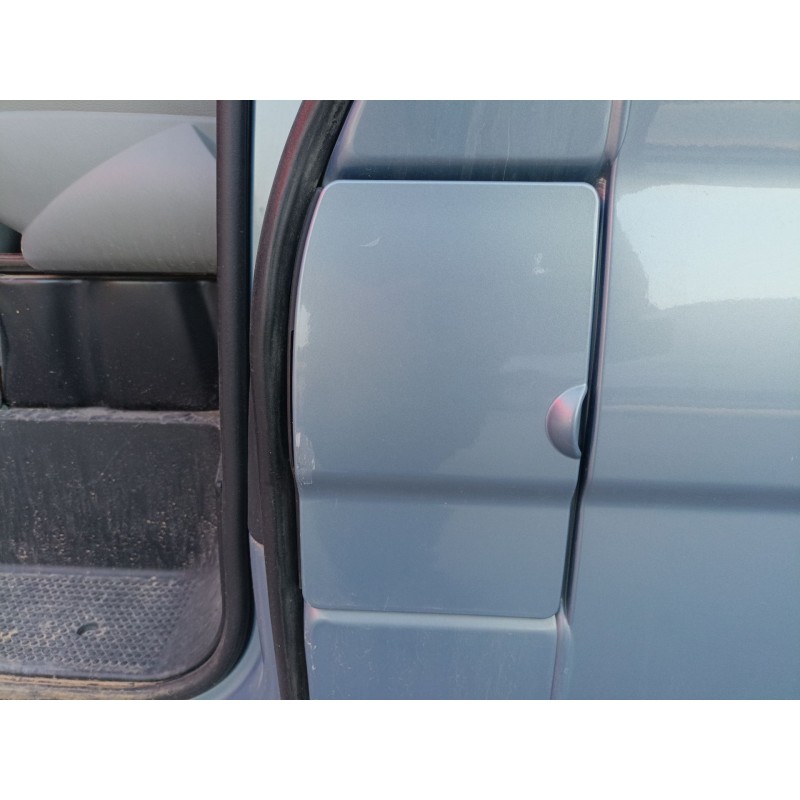 Recambio de tapa exterior combustible para renault trafic ii autobús (jl) 2.5 dci 145 (jl0j) referencia OEM IAM   