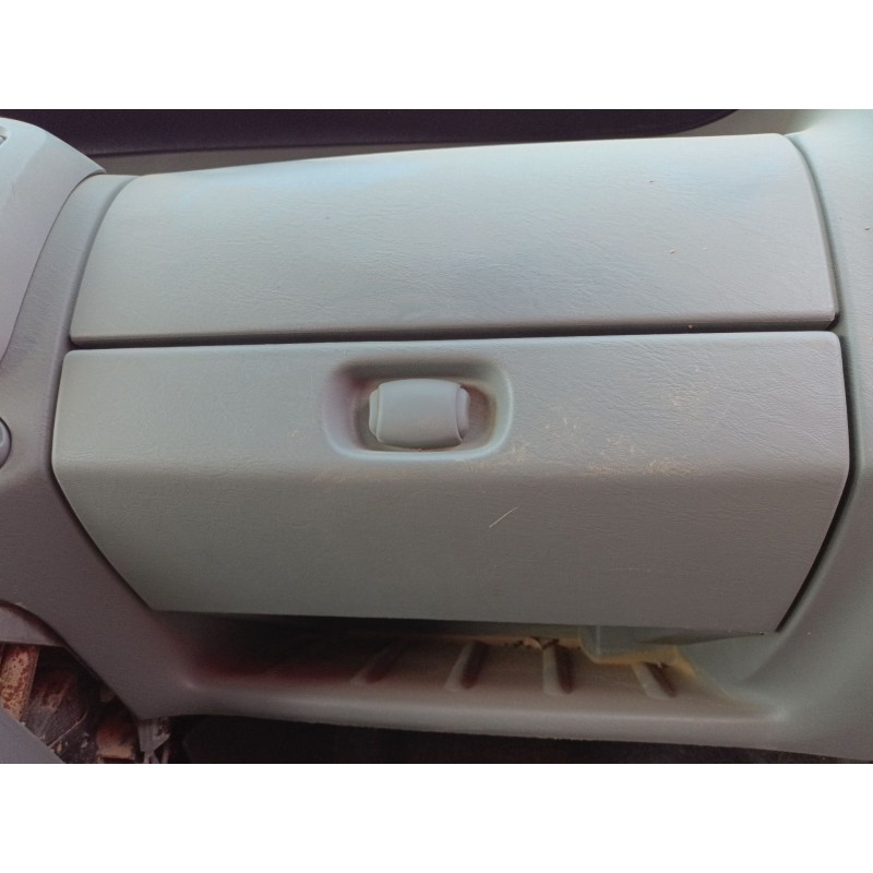 Recambio de guantera para renault trafic ii autobús (jl) 2.5 dci 145 (jl0j) referencia OEM IAM   