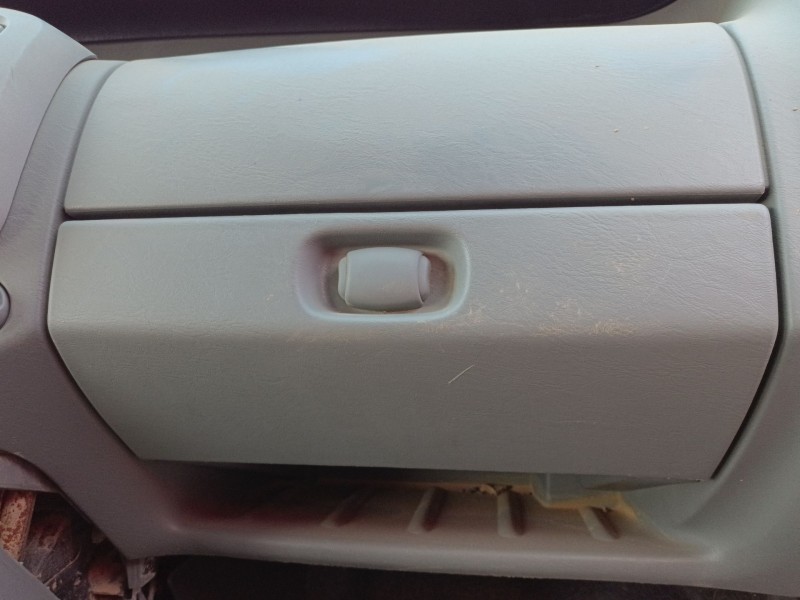 Recambio de guantera para renault trafic ii autobús (jl) 2.5 dci 145 (jl0j) referencia OEM IAM   