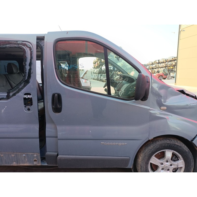 Recambio de puerta delantera derecha para renault trafic ii autobús (jl) 2.5 dci 145 (jl0j) referencia OEM IAM   