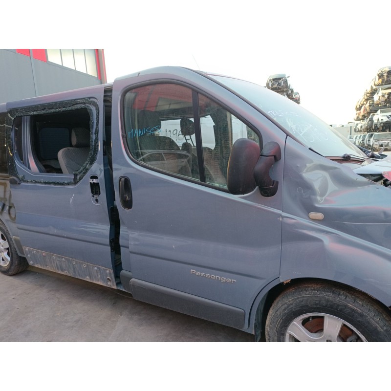 Recambio de puerta delantera derecha para renault trafic ii autobús (jl) 2.5 dci 145 (jl0j) referencia OEM IAM   
