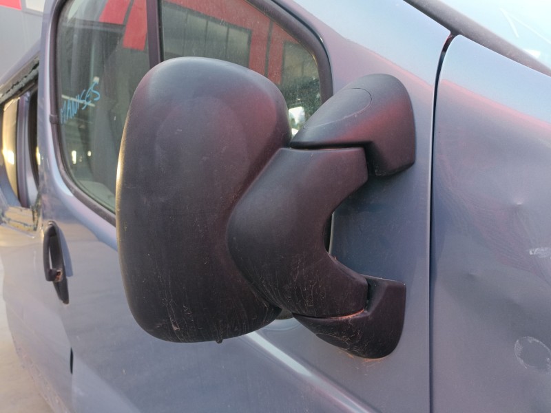 Recambio de retrovisor derecho electrico para renault trafic ii autobús (jl) 2.5 dci 145 (jl0j) referencia OEM IAM   