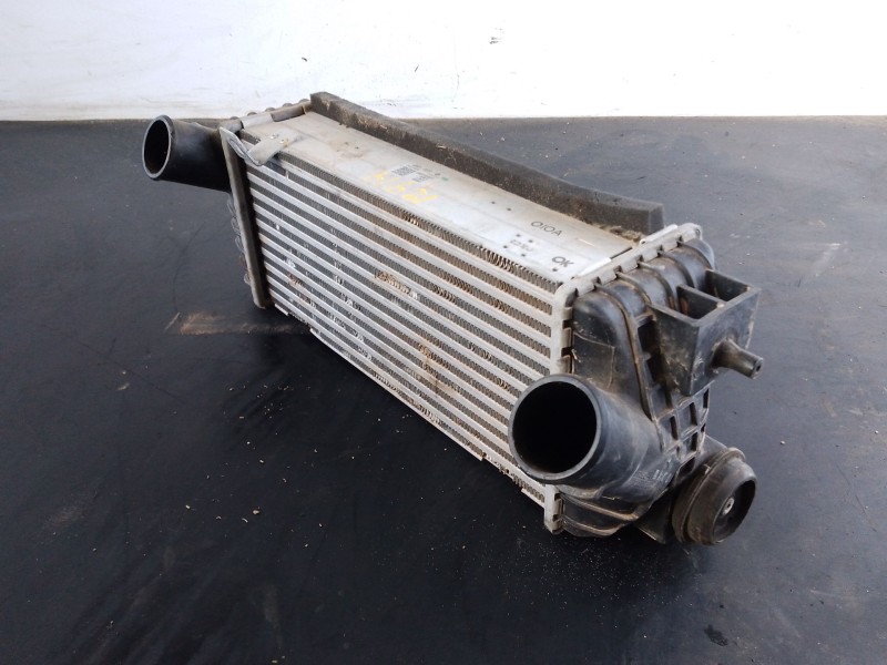 Recambio de intercooler para kia sportage 1.6 crdi mhev mhev m63a18 referencia OEM IAM 282712U201  
