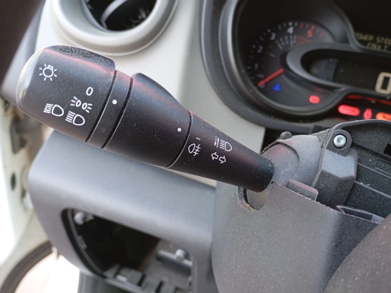Recambio de mando intermitentes para renault trafic iii autobús (jg_) 1.6 dci 125 (jgmh) referencia OEM IAM   