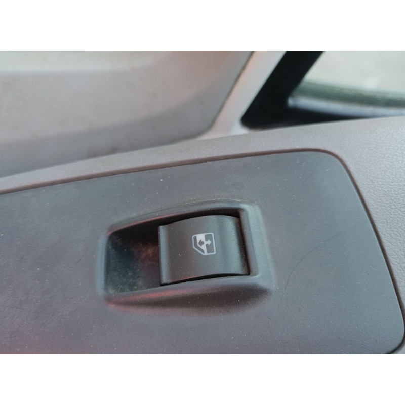 Recambio de mando elevalunas delantero derecho para peugeot boxer furgoneta 2.2 hdi 100 referencia OEM IAM   