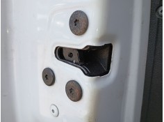 CERRADURA PUERTA DELANTERA IZQUIERDA 