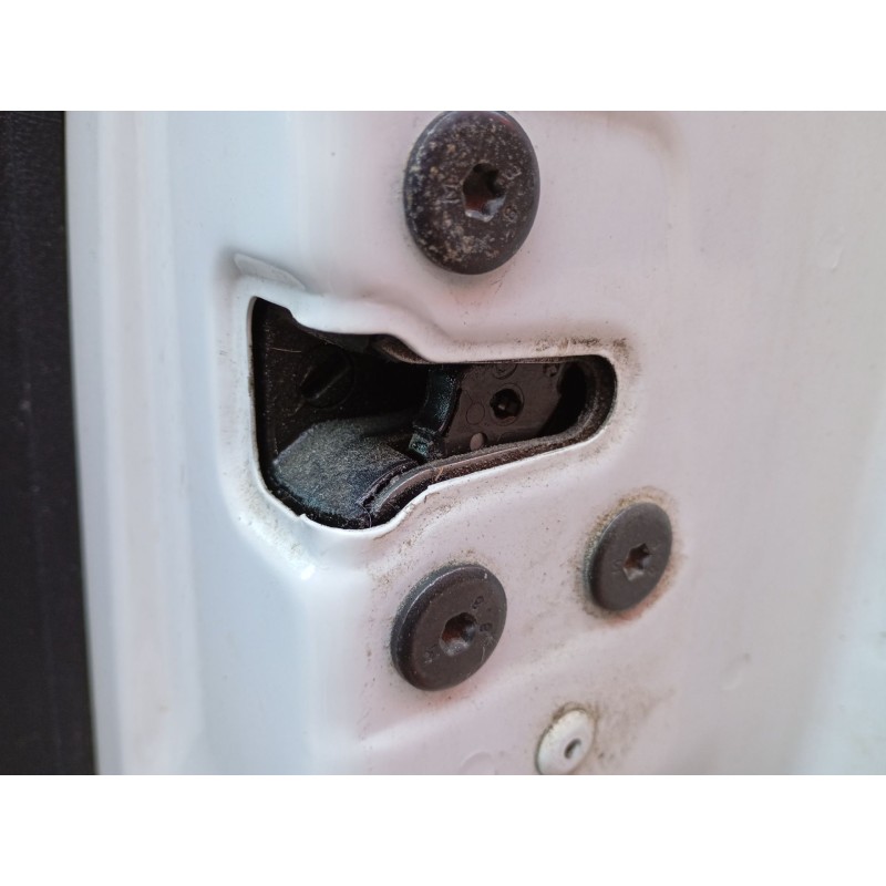 Recambio de cerradura puerta delantera derecha para renault trafic iii autobús (jg_) 1.6 dci 125 (jgmh) referencia OEM IAM   