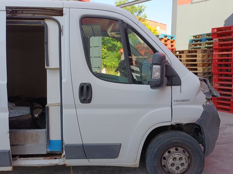 Recambio de puerta delantera derecha para peugeot boxer furgoneta 2.2 hdi 100 referencia OEM IAM   