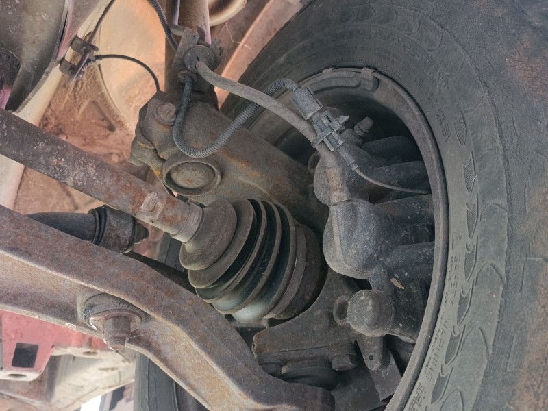 Recambio de mangueta delantera izquierda para peugeot boxer furgoneta 2.2 hdi 100 referencia OEM IAM   