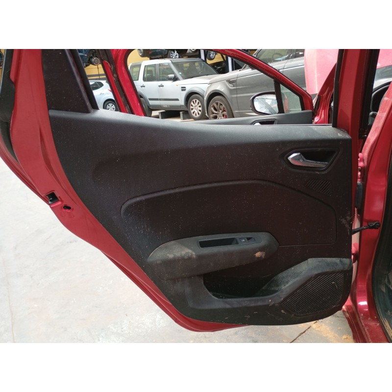 Recambio de guarnecido puerta trasera izquierda para renault clio v (b7_) tce 90 (b7mt) referencia OEM IAM   